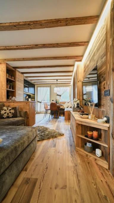Alpine Suite - Cervinia بيريوِل تْشيرفينيا المظهر الخارجي الصورة