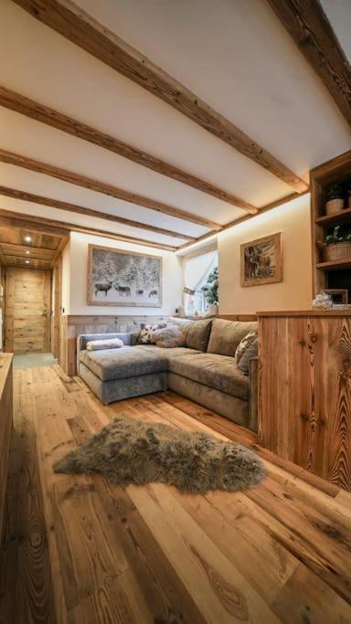 Alpine Suite - Cervinia بيريوِل تْشيرفينيا المظهر الخارجي الصورة
