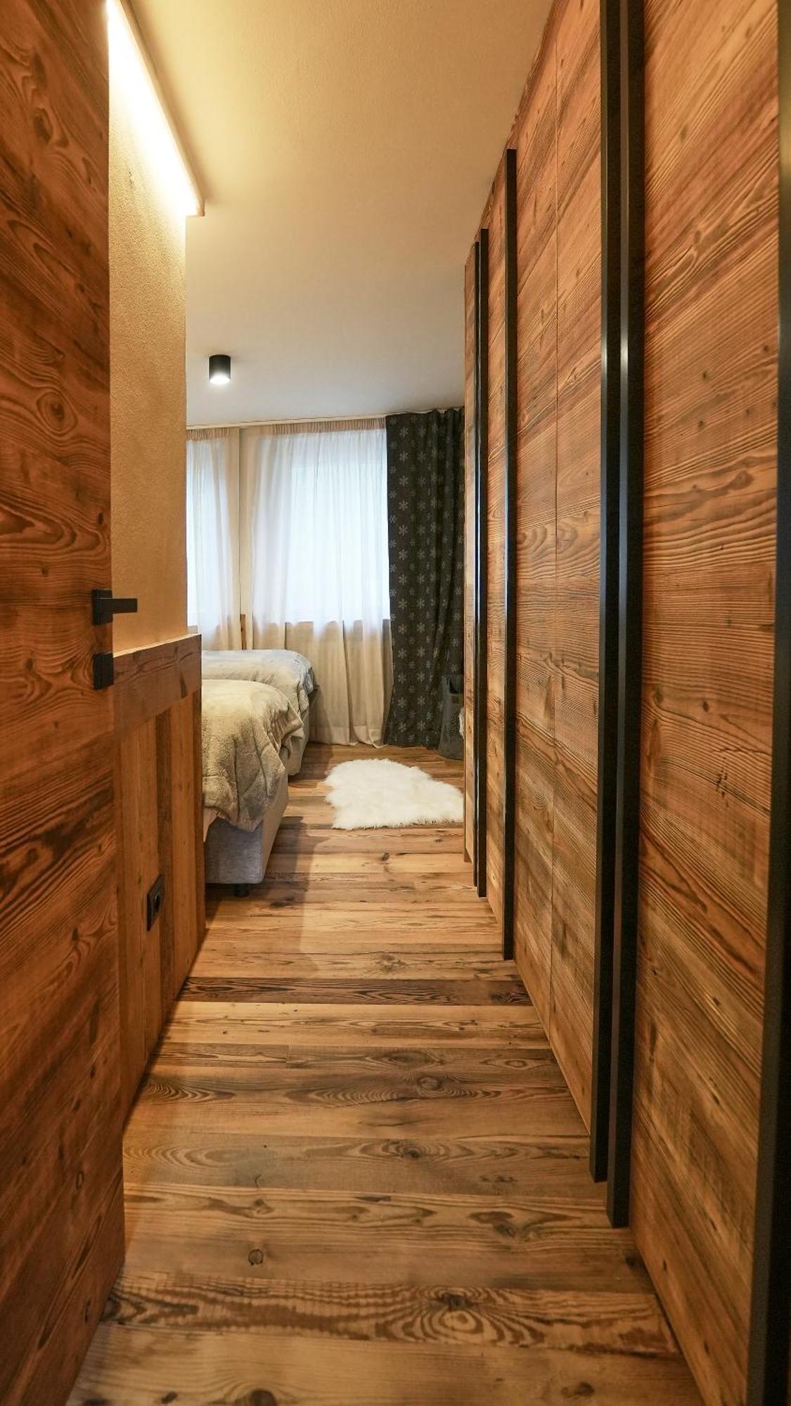 Alpine Suite - Cervinia بيريوِل تْشيرفينيا المظهر الخارجي الصورة