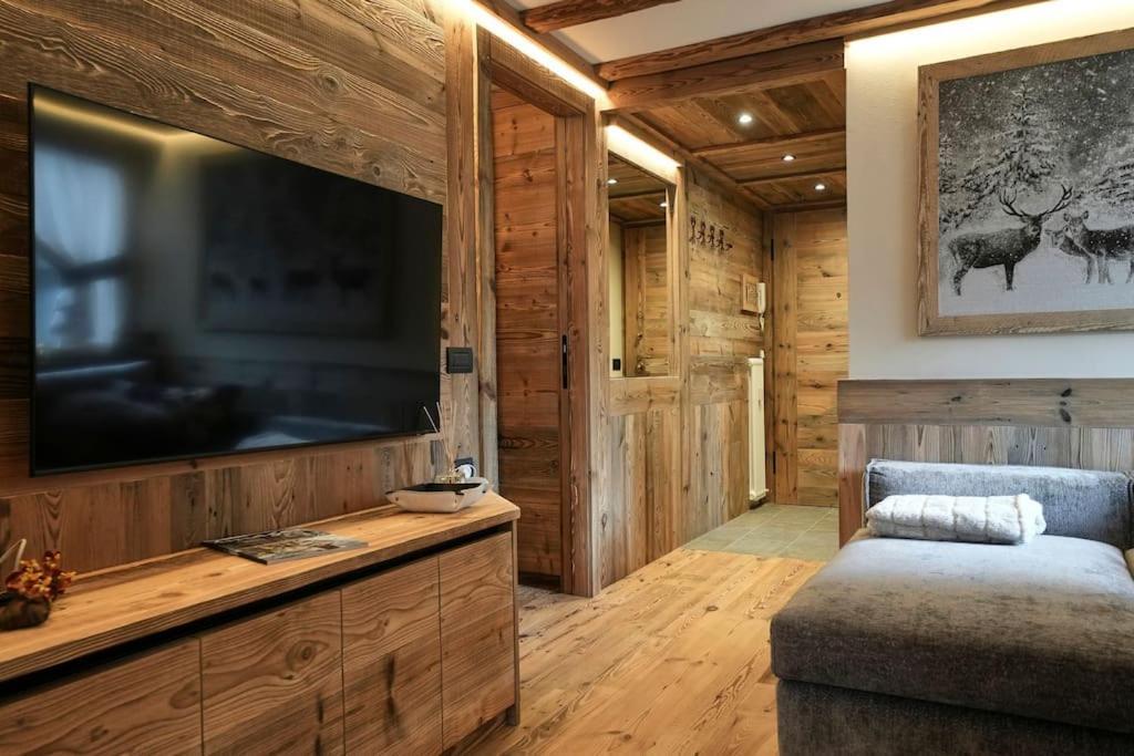 Alpine Suite - Cervinia بيريوِل تْشيرفينيا المظهر الخارجي الصورة